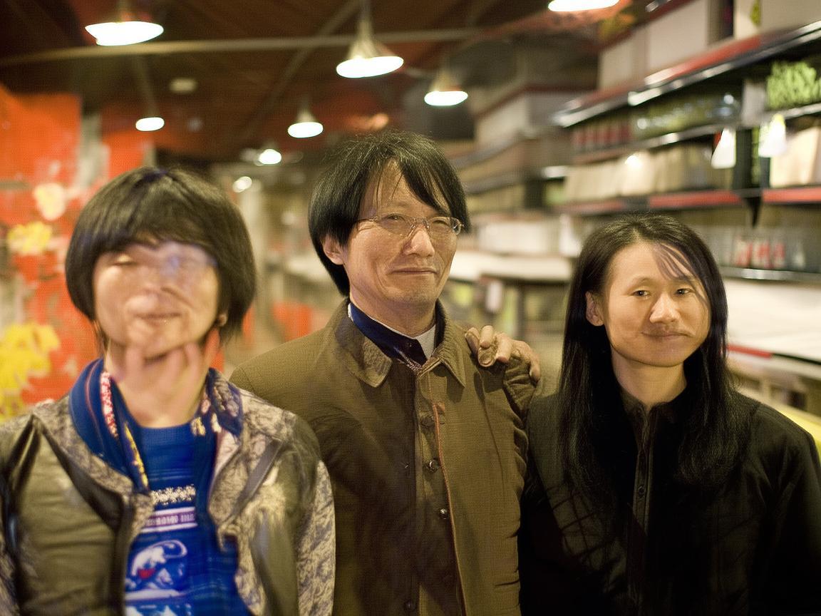 保山市民族舞蹈的活态传承策略，如何在现代语境中保持其文化精髓？